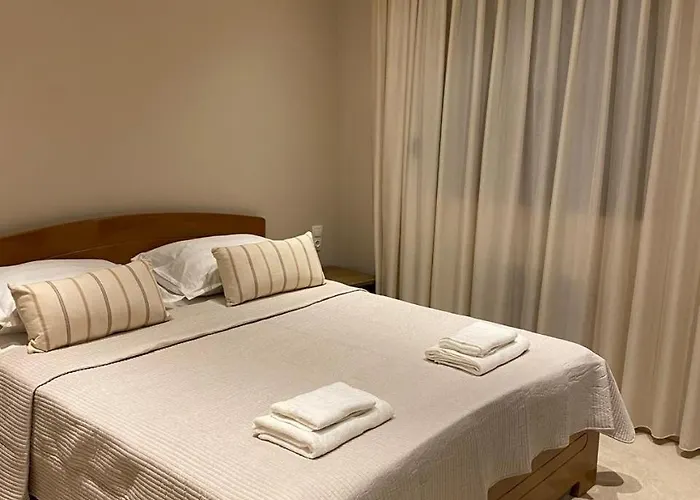 Rozi Daire Rachoni (Thasos)